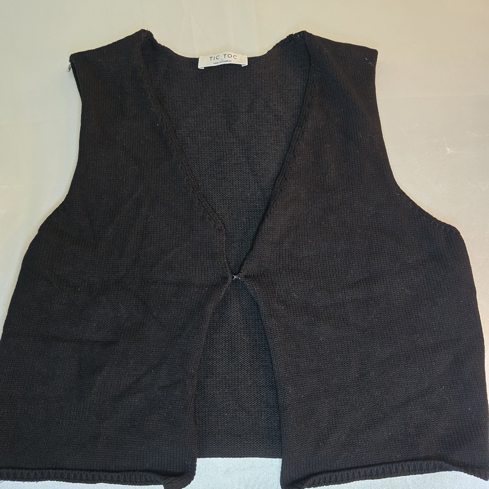 TicToc Black Sleeveless Office Goth Vest